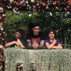 Meet your Posher, Silas